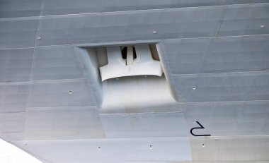 Bir büyük cruise gemi demiri