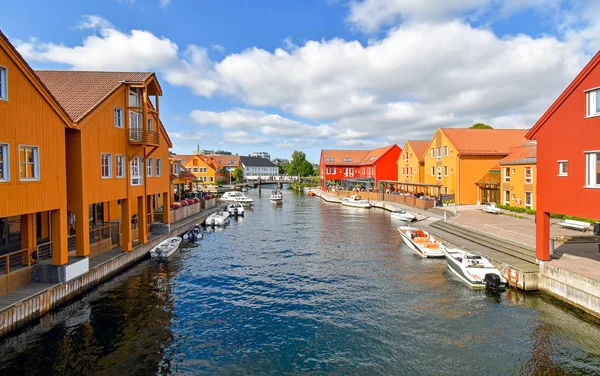 Fiskebrygga Kristiansand Noruega —  Fotos de Stock