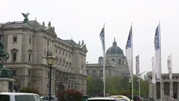 Staré budovy ve Vídni. Evropský styl Duben 2019 Vídeň, Rakousko — Stock video