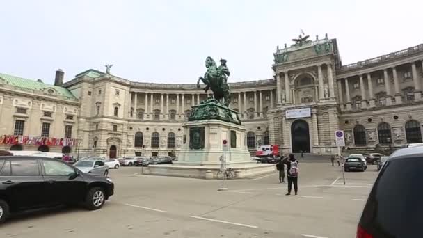 Edificios antiguos en Viena. Estilo europeo Abril 2019 Viena, Austria — Vídeos de Stock