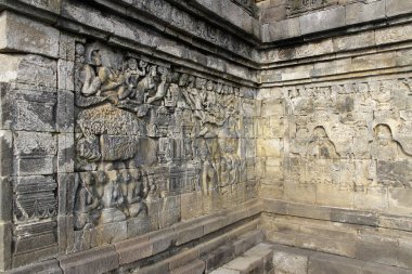 Güzel kısma duvar dekorasyonu Borobudur Tapınağı'nda taş oyma