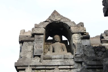 Borobudur Tapınağı ile gündoğumu, Yogyakarta, Endonezya sırasında Buda heykeli
