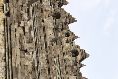 Borobudur Tapınağı Buda heykelleri ile