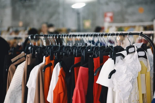 Women Clothing Hangers Boutique Store — Stock Photo, Image
