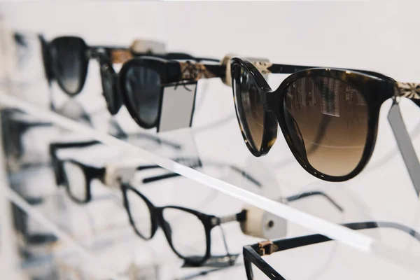 Elegant Sunglasses Store — Stock Photo, Image