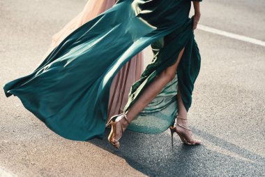 20 Eylül 2018: Milan, İtalya - Milan Moda Haftası sırasında sokak stil kıyafeti - Mfwss19