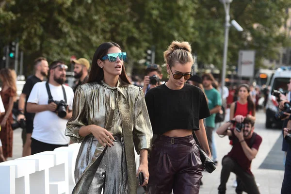 Milán Italia Septiembre 2018 Trajes Callejeros Antes Del Desfile Moda — Foto de Stock