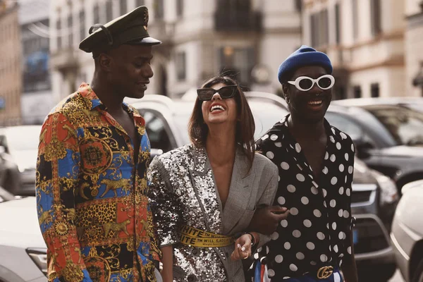 Szeptember 2018 Milánó Olaszország Modellek Bloggerek Befolyásos Divatos Elegáns Látszó — Stock Fotó