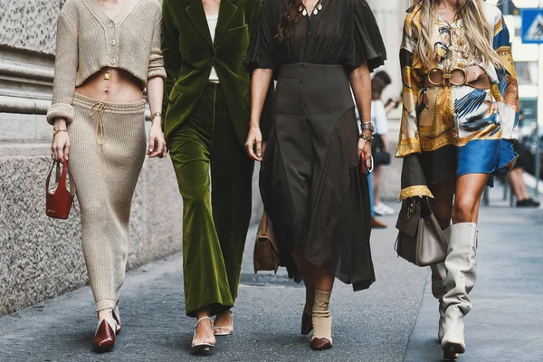 2018年9月22日 意大利米兰 米兰时装周期间的街头风格服装详细介绍 Mfwss19 — 图库照片