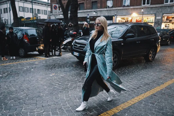Milán Italia Febrero 2018 Apariciones Moda Influencers Durante Semana Moda — Foto de Stock