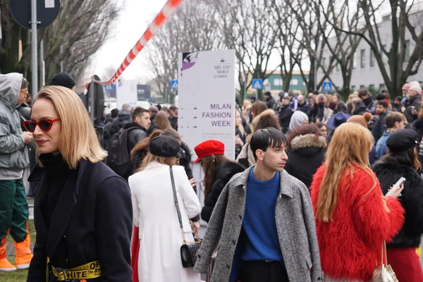 Milan Talya Şubat 2018 Milan Fashion Week Sokak Stili Kavramı — Stok fotoğraf