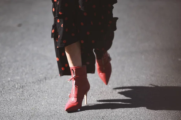 Septiembre 2018 París Francia Zapatos Elegantes Ropa Calle Durante Semana —  Fotos de Stock