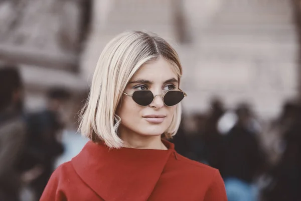 2018年9月29日 法国巴黎 在巴黎时装周期间 在时尚服装中看到的谢妮 伍德森 — 图库照片