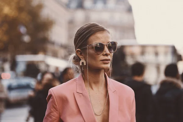 Octubre 2018 París Francia Elegante Atuendo Durante Semana Moda París — Foto de Stock