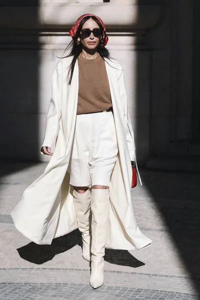 Parijs Frankrijk Februari 2019 Street Style Outfit Voor Een Modeshow — Stockfoto