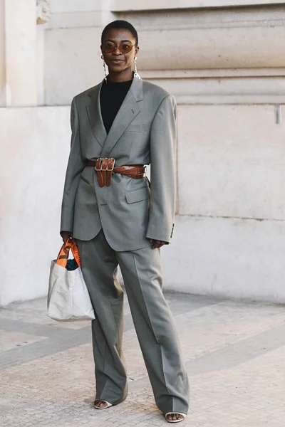 Paris Frankrike Februari 2019 Street Style Outfit Trendig Person Efter — Stockfoto