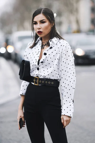 París Francia Marzo 2019 Traje Calle Karina Nigay Antes Desfile — Foto de Stock