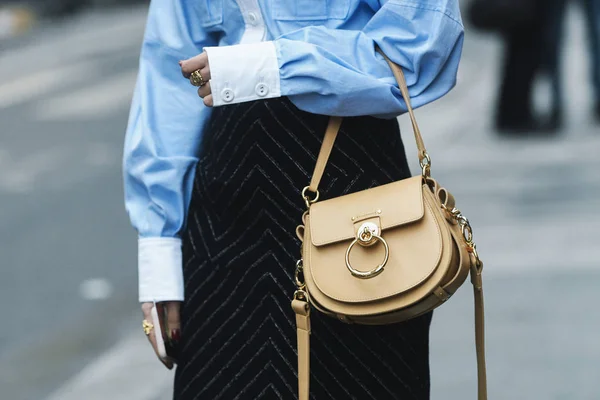 Paris França Março 2019 Roupa Rua Chloe Bolsa Após Desfile — Fotografia de Stock