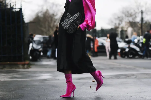Paris Franța Martie 2019 Îmbrăcăminte Stil Stradal Înainte Spectacol Modă — Fotografie, imagine de stoc