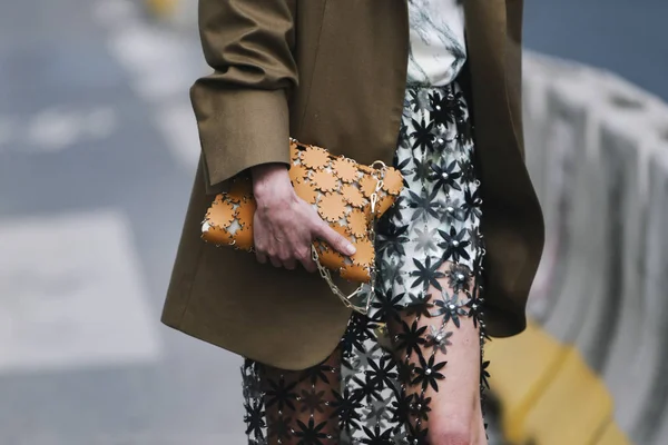 Paris Frankrike Februari 2019 Street Style Outfit Skir Kjol Brun — Stockfoto