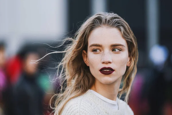 París Francia Febrero 2019 Traje Calle Candance Mariemodel Antes Desfile —  Fotos de Stock