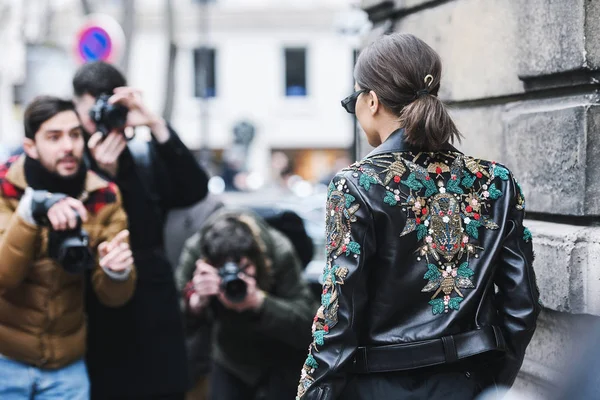 Paris France March 2019 Street Style Outfit Camila Coelho Fashion — Stock Photo, Image