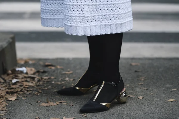 Milaan Italië Februari 2019 Straat Stijl Schoenen Detail Een Modeshow — Stockfoto