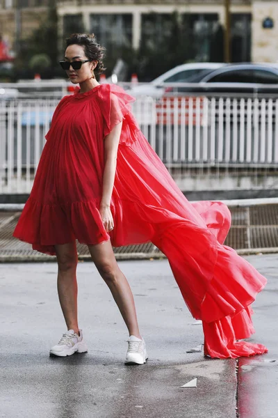 Париж Франция Марта 2019 Года Уличный Стиль Одежды Aimee Song — стоковое фото