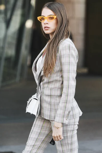 Milán Italia Febrero 2019 Traje Calle Antes Desfile Moda Durante — Foto de Stock