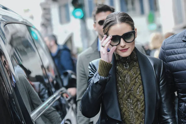 Milano Febbraio 2019 Influencer Street Style Olivia Palermo Dopo Una — Foto Stock