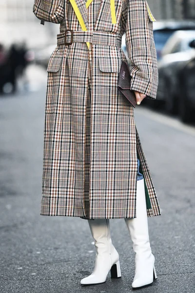 意大利米兰 2019年2月22日 街头风格 影响者琳达 托尔在米兰时装周期间的时装秀后 Mfwfw19 — 图库照片