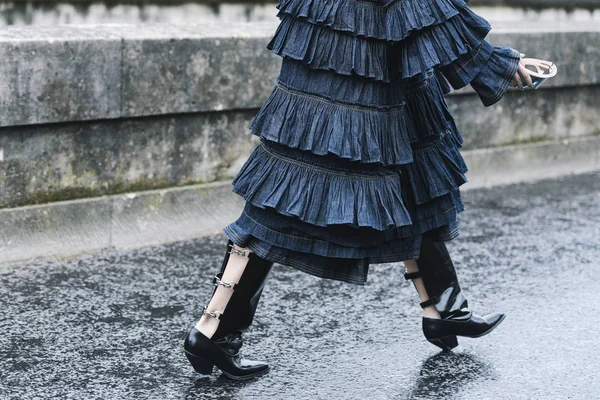 Paris France März 2019 Streetstyle Outfit Nach Einer Modenschau Während — Stockfoto