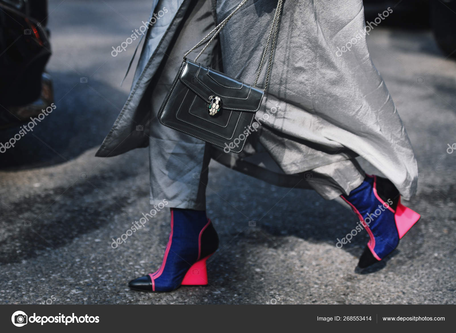 Milão Itália Fevereiro 2019 Estilo Rua Botas Detalhe Após Desfile — Fotografia de Stock Editorial © AGCreativeLab #268553414