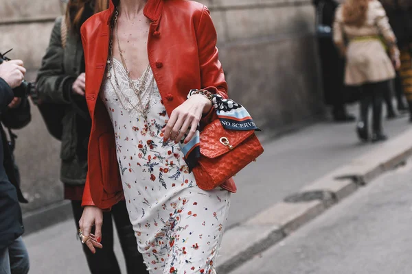 Мілан Італія Лютого 2019 Вуличний Стиль Одягу Після Показу Мод — стокове фото