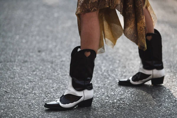 Milan Italy February 2019 Street Style Cowboy Boots Detail Fashion — Stock Photo, Image