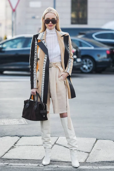 Milano Italien Februari 2019 Street Style Influencer Leonie Hanne Innan — Stockfoto