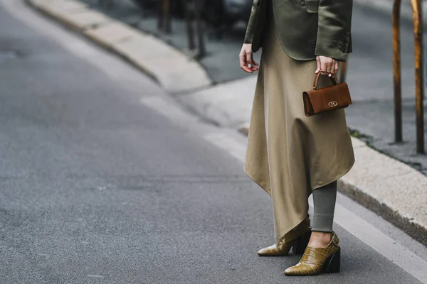 Mailand Italien Februar 2019 Details Zum Streetstyle Outfit Vor Einer — Stockfoto