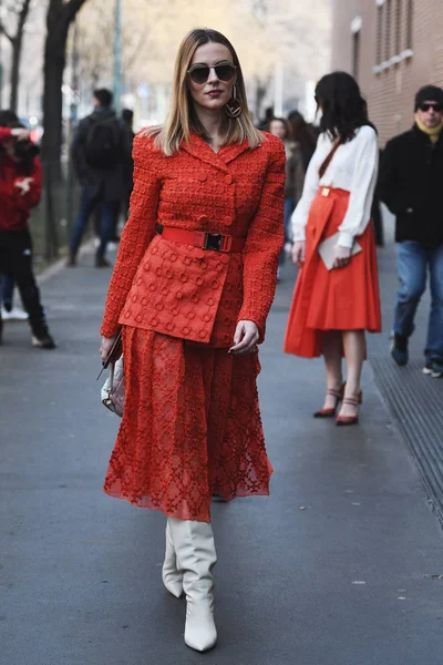 Milán Italia Febrero 2019 Street Style Outfit Antes Desfile Moda —  Fotos de Stock