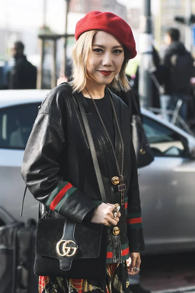 Milano Italien Februari 2019 Street Style Kvinna Klädd Gucci Efter — Stockfoto