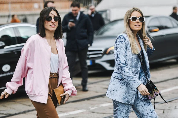 Milán Italia Febrero 2019 Trajes Estilo Urbano Antes Desfile Moda — Foto de Stock