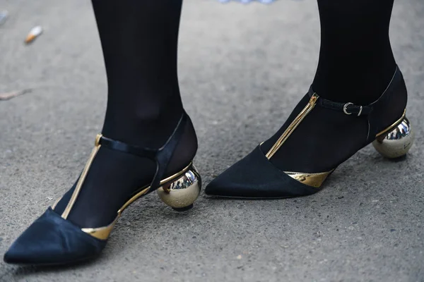 Милан Италия Февраля 2019 Года Детали Обуви Уличного Стиля После — стоковое фото