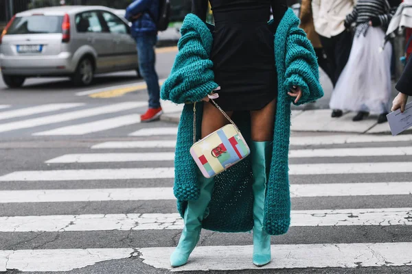 Milan Italië Februari 2019 Streetstyle Outfit Detail Een Modeshow Tijdens — Stockfoto