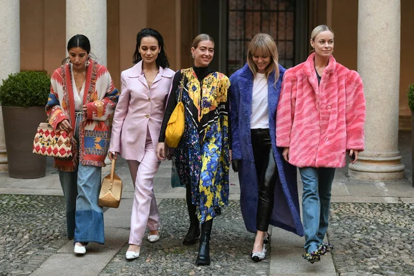 Milan Italy February 2019 Street Style Outfits Fashion Show Milan — Stock Photo, Image