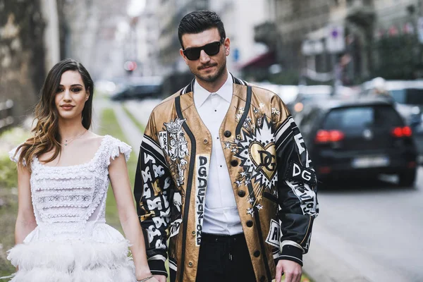 Mediolan Włochy Lutego 2019 Styl Uliczny Dolce Kurtka Gabbana Pokaz — Zdjęcie stockowe