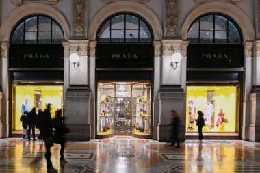 Milan, İtalya - 13 Ocak 2020: Galleria Vittorio Emanuele II.