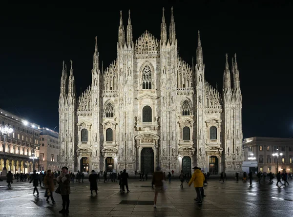 Milán Italia Enero 2020 Personas Que Pasan Por Catedral Milán — Foto de Stock