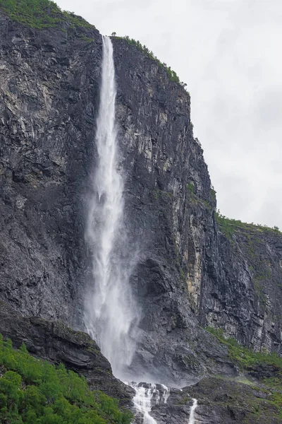 Крупним Планом Kjelfossen Видно Пристані Gudvangen — стокове фото