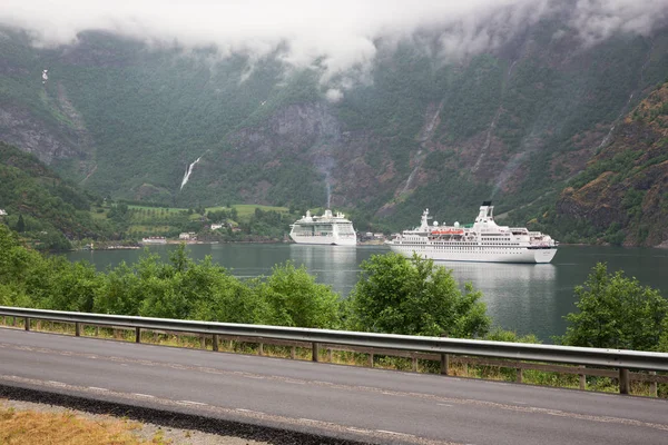 Redactioneel Flam Provincie Sogn Fjordane Noorwegen Juni 2018 Aurlandsfjord Met — Stockfoto