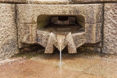 Col de Bussang haritasında kaynağında yeraltından çıkan Moselle