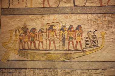 Ramesses Ix mezarında güneş teknesi gemide Hathor